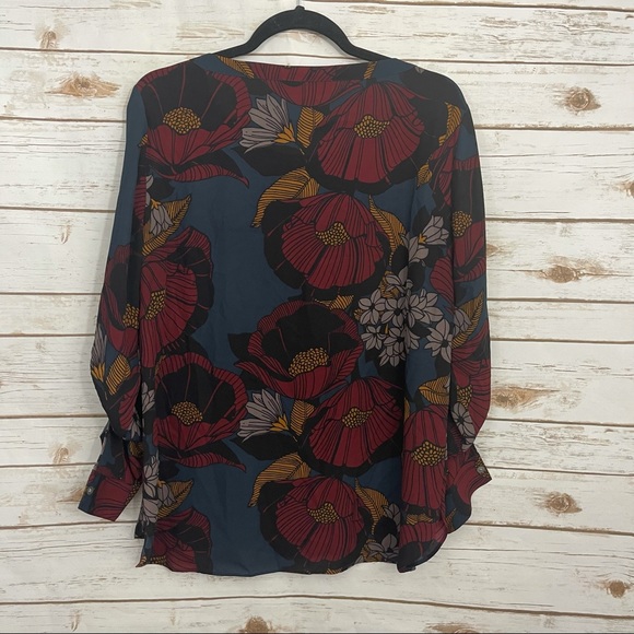 LOFT Autumn Blossom Front Pocket Roll Tab Polyester Career Blouse - Picture 3 of 10